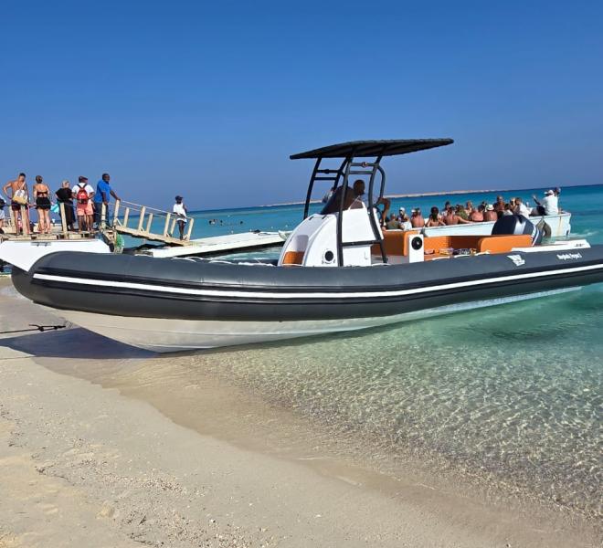 Pack speed boat