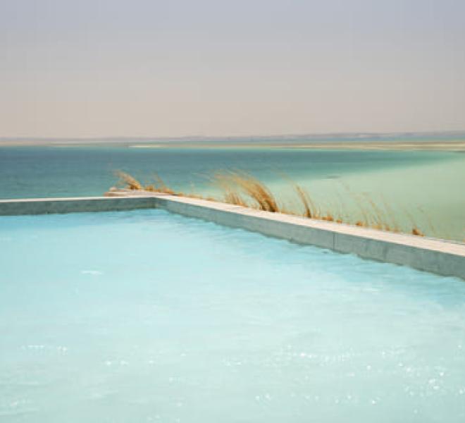 Piscine sur l’île Ozirea, une première à Hurghada